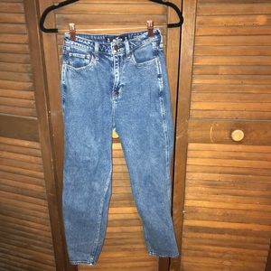 Hollister high rise mom jeans